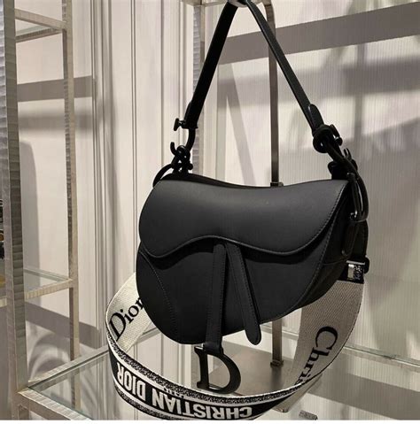 dior saddle bag nera|authentic Dior saddle bag.